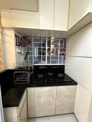 The Esparis (D18), Condominium #616502361